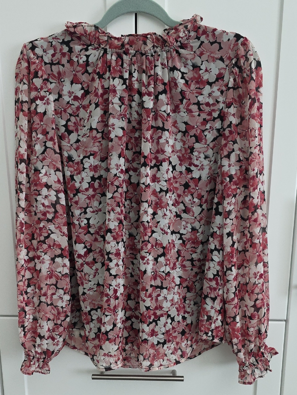 Anne Klein Pink, White and Black Floral Long-Sleeve Blouse